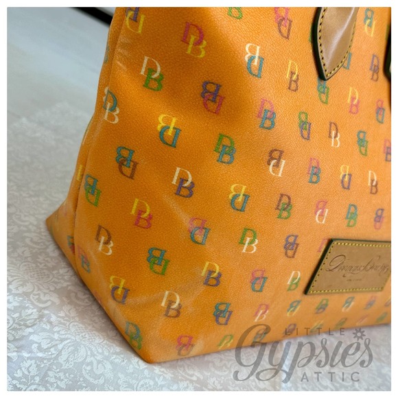 *SOLD* Vintage Dooney & Bourke Tangerine Tote - Picture 14 of 16